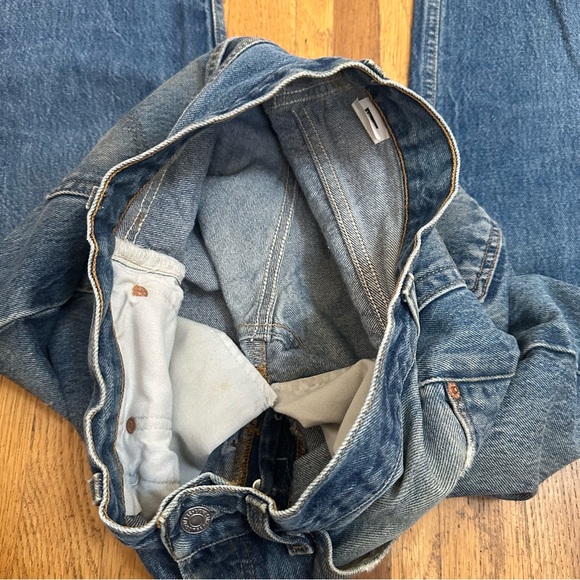 💚 Vintage Levi’s 501 Blue Distressed Jeans (W32 L32) (35) - Picture 10 of 11